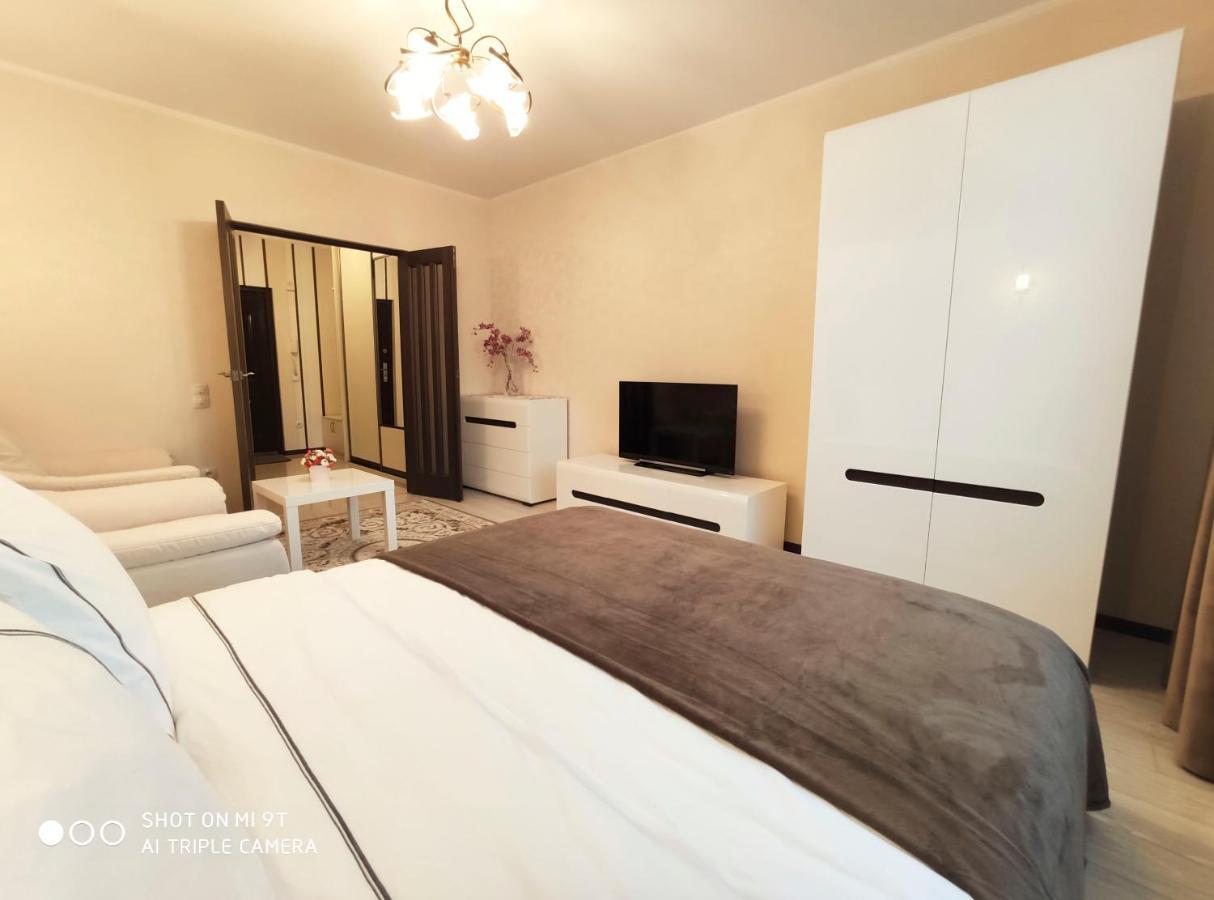 Comfort Apartments - Bright Family Suite Hrodna Exterior foto
